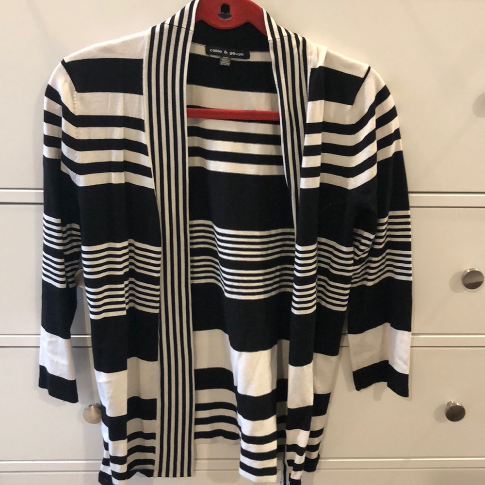 Cardigan sweater